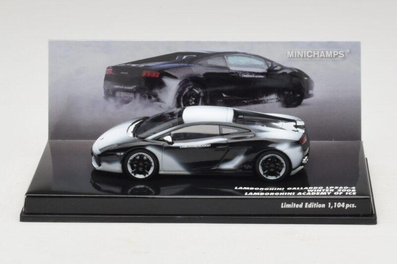 Lamborghini Gallardo LP560-4 Academy of Ice Schwarz Minichamps 1:43 436103800 Metall