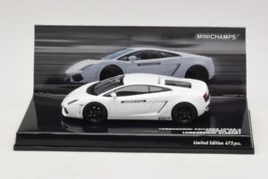 Lamborghini Gallardo LP560-4 Academy Weiss Minichamps 1:43 Lamborghini Gallardo LP560-4 Academy Weiss Minichamps 1:43 436103801 Metall