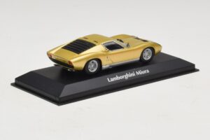 Lamborghini Miura P400 Gold Maxichamps 1:43 940103002 Metall – Bild 2 von 5