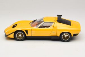 Lamborghini Miura SVR Gelb & Schwarz Kyosho 1:18 08319GY Metall – Bild 4 von 8
