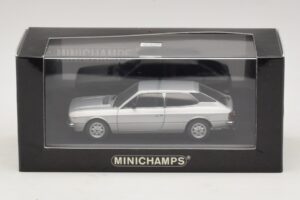 Lancia Beta HPE Silber Minichamps 1:43 400125711 Metall – Bild 5 von 5