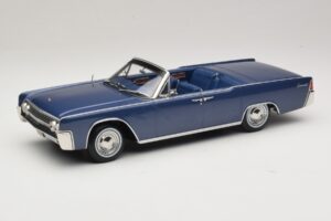 Lincoln Continental Convertible Blau Metallic The Lincoln Lawyer KK-Scale 1:18 KKDC181522 Metall
