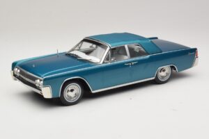 Lincoln Continental Convertible Türkis Metallic KK-Scale 1:18 KKDC181524 Metall – Bild 2 von 7