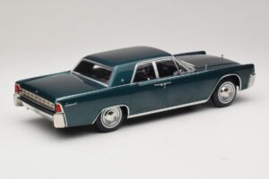 Lincoln Continental Dunkelgrün Metallic Matrix Reloaded & Revolutions KK-Scale 1:18 KKDC181481 Metall – Bild 2 von 6