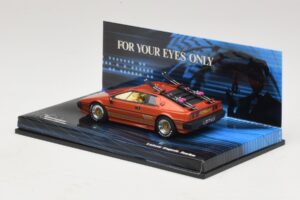Lotus Esprit Turbo For Your Eyes Only Minichamps 1:43 400135260 Metall – Bild 4 von 6