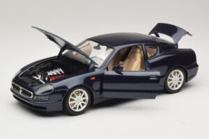 Maserati 3200 GT Blau Bburago 1:18 3371-P1 Metall – Bild 2 von 8