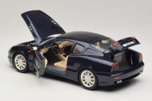Maserati 3200 GT Blau Bburago 1:18 3371-P1 Metall – Bild 5 von 8