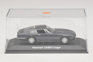 Maserati Ghibli Braun Metallic Maxichamps 1:43 940123320 Metall – Bild 4 von 5