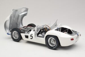 Maserati Tipo 61 #5 Camoradi S. Moss / D. Gurney 1000km Nurburgring Winner 1960 Minichamps 1:12 120601205 Metall – Bild 5 von 8