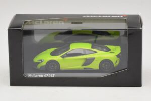 McLaren 675LT Napier Green Minichamps 1:43 537154422 Metall – Bild 5 von 5