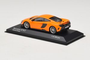 McLaren 675LT Orange Minichamps 1:43 537154421 Metall – Bild 3 von 5