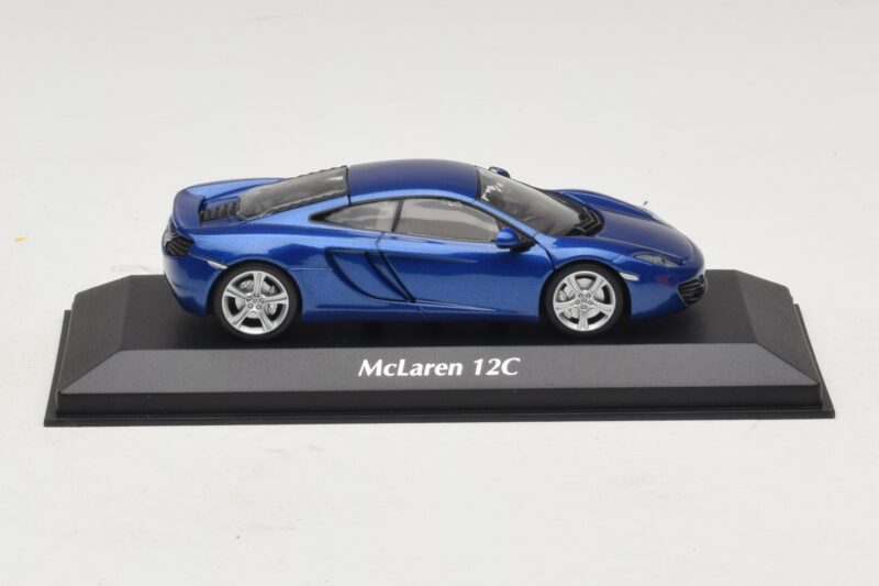 McLaren MP4-12C Blue Metallic Maxichamps 1:43 940133021 Metall