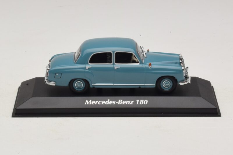 Mercedes 180 W120 Blau Maxichamps 1:43 940033102 Metall