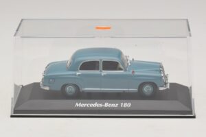 Mercedes 180 W120 Blau Maxichamps 1:43 940033102 Metall – Bild 4 von 5
