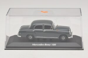 Mercedes 180 W120 Grau Maxichamps 1:43 940033100 Metall – Bild 4 von 5