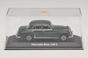 Mercedes 220 S W180 Dunkelgrün Maxichamps 1:43 940033001 Metall – Bild 4 von 5