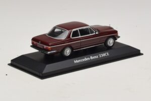 Mercedes 230 CE C123 Rot Maxichamps 1:43 940032221 Metall – Bild 2 von 5