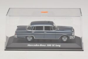Mercedes 300 SE W112 Lang Blau Metallic Maxichamps 1:43 940035200 Metall – Bild 4 von 5