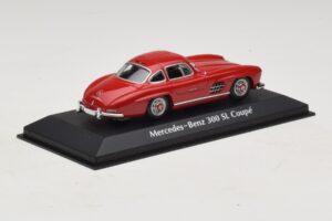 Mercedes 300 SL W198 Rot Maxichamps 1:43 940039001 Metall – Bild 2 von 5