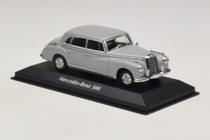 Mercedes 300 W186 Grau Maxichamps 1:43 940039061 Metall – Bild 3 von 5