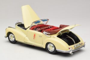 Mercedes 300S Creme Maisto 1:18 31806 Metall – Bild 5 von 8