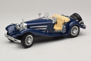 Mercedes 500K Roadster Blau Bburago 1:20 3070 Metall – Bild 2 von 8