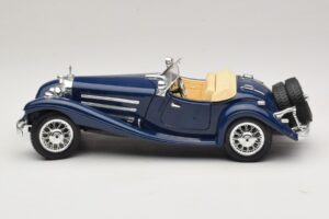 Mercedes 500K Roadster Blau Bburago 1:20 3070 Metall – Bild 4 von 8