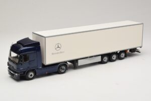 Mercedes Actros 1044 Blau Minichamps 1:43 B66000604 Metall