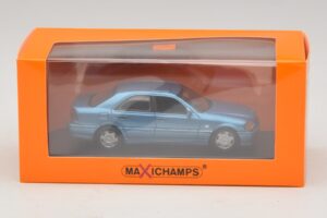 Mercedes C-Class W202 Blau Metallic Maxichamps 1:43 940037060 Metall – Bild 5 von 5