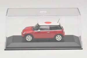 Mini Cooper One R50 Rot Mit Japanischer Flagge Minichamps 1:43 MINI034 Metall – Bild 4 von 5