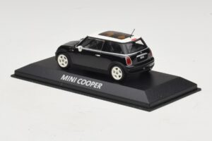 Mini Cooper S R53 Schwarz Mit Panoramadach Minichamps 1:43 MINI022 Metall – Bild 3 von 4