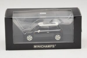 Mini Cooper S R53 Schwarz Mit Panoramadach Minichamps 1:43 MINI022 Metall – Bild 4 von 4