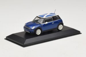 Mini Cooper S R53 Blau Mit Schottischer Flagge Minichamps 1:43 MINI016 Metall – Bild 2 von 5