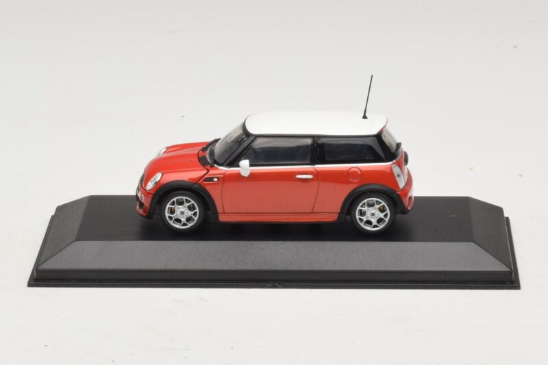 Mini Cooper S R53 Rot Mit Weissem Dach Minichamps 1:43 MINI025 Metall