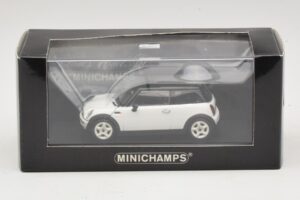 Mini Cooper S R53 Weiss Mit Schwarzem Dach Minichamps 1:43 MINI027 Metall – Bild 4 von 4