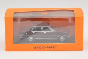 Opel Rekord D Dunkelrot Maxichamps 1:43 940044000 Metall – Bild 5 von 5