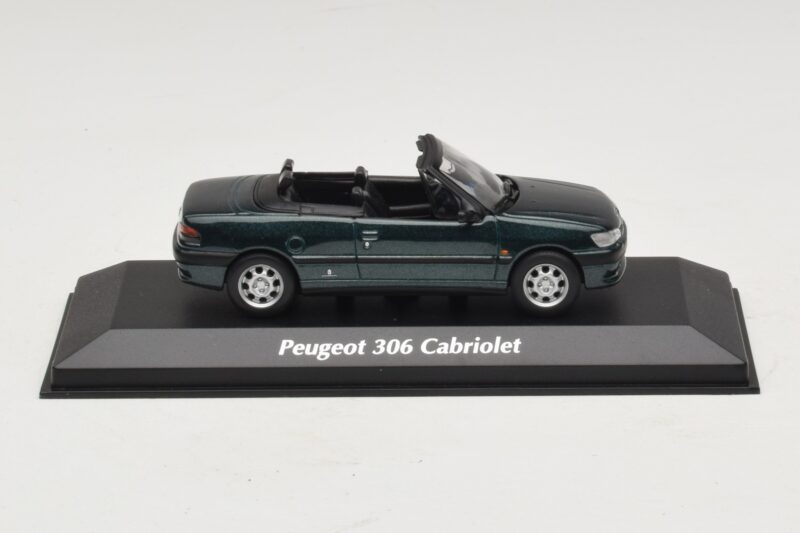 Peugeot 306 Cabriolet Grün Metallic Maxichamps 1:43 940112833 Metall