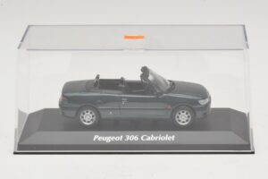 Peugeot 306 Cabriolet Grün Metallic Maxichamps 1:43 940112833 Metall – Bild 4 von 5