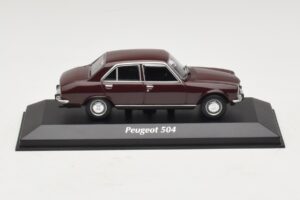 Peugeot 504 Dunkelrot Maxichamps 1:43 Peugeot 504 Dunkelrot Maxichamps 1:43 940112500 Metall