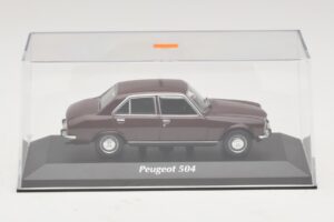 Peugeot 504 Dunkelrot Maxichamps 1:43 940112500 Metall – Bild 4 von 5