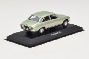 Peugeot 504 Hellgrün Metallic Maxichamps 1:43 940112501 Metall – Bild 2 von 5