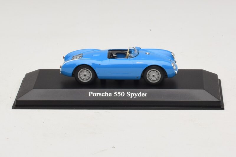 Porsche 550 Spyder Blau Maxichamps 1:43 Porsche 550 Spyder Blau Maxichamps 1:43 940066031 Metall