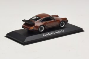 Porsche 911 930 Turbo 3.3 Braun Maxichamps 1:43 940069001 Metall – Bild 2 von 5