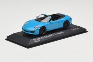 Porsche 911 991.1 Carrera 4 GTS Cabriolet Blau Minichamps 1:43 410067332 Metall – Bild 2 von 5