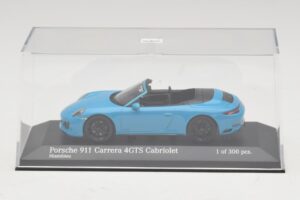Porsche 911 991.1 Carrera 4 GTS Cabriolet Blau Minichamps 1:43 410067332 Metall – Bild 4 von 5