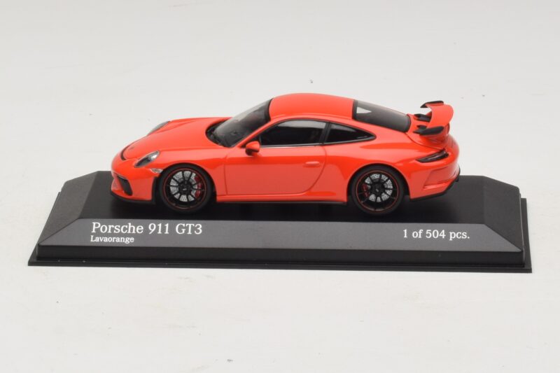 Porsche 911 991.1 GT3 Orange Minichamps 1:43 Porsche 911 991.1 GT3 Orange Minichamps 1:43 410066024 Metall