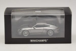 Porsche 911 991.1 R Silber Minichamps 1:43 410066224 Metall – Bild 5 von 5