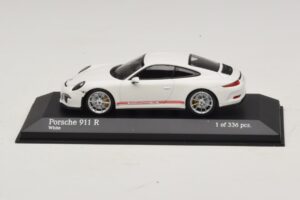 Porsche 911 991.1 R Weiss Minichamps 1:43 410066221 Metall