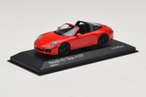 Porsche 911 991.1 Targa 4 GTS Rot Minichamps 1:43 410067340 Metall – Bild 2 von 5