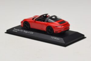Porsche 911 991.1 Targa 4 GTS Rot Minichamps 1:43 410067340 Metall – Bild 3 von 5